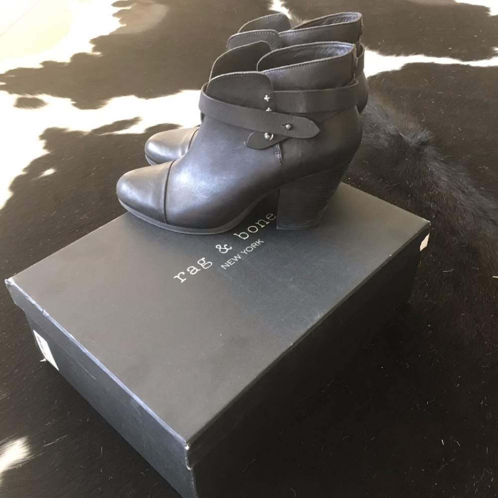 Rag and Bone Harrow Booties Black leather-…